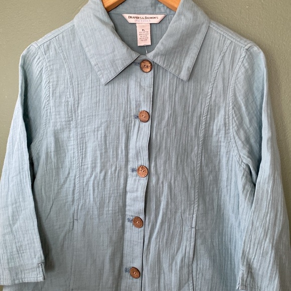 New women’s crinkled button front shirt, size PL - Picture 5 of 10
